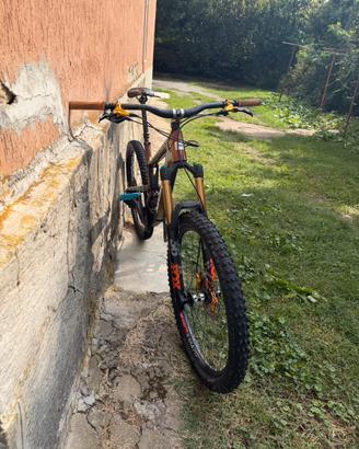 SANTA CRUZ NOMAD 4 CC (2021) - Taglia L -