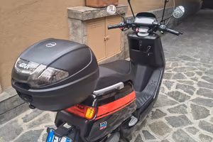 Scooter Niu NQi GTS Sport elettrico