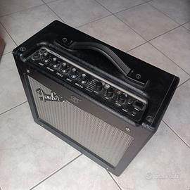 Fender Mustang I V2