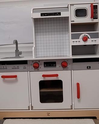 Cucina giocattolo