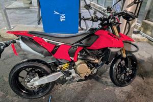 Ducati Hypermotard 698
