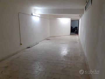 Garage Deposito magazzino a siracusa