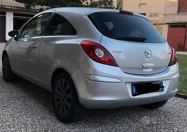Opel Corsa 1.3 cdti 90cv Euro 5 ok neopatentati