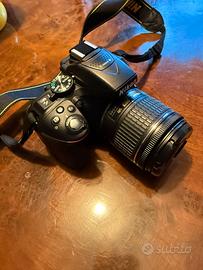 Fotocamera Reflex Nikon D5300 + Obiettivo 18-55mm