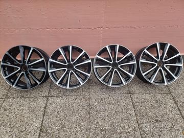 Cerchi in lega da 18” 5 fori per Mercedes