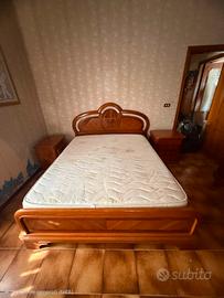 letto matrimoniale + comodini ed armadio