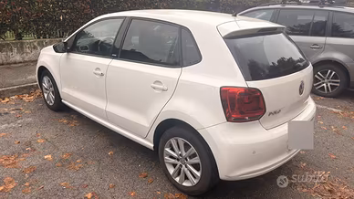Volkswagen Polo V - 1.2 70cv