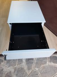 2 Cassettiere in metallo