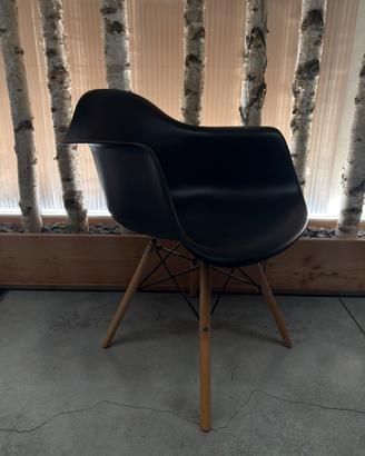 Sedia moderna in stile scandinavo