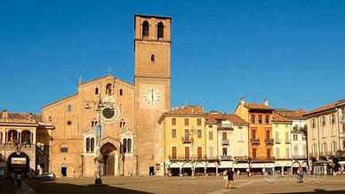 Bilocale con ampia metratura balcone+cantina-LODI