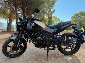 Benelli Leoncino 125