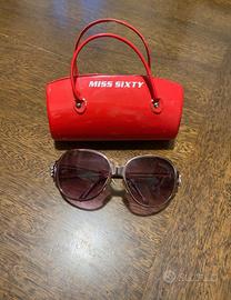 Occhiali da sole Miss Sixty con custodia