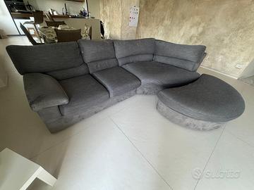 Divano ad angolo con penisola