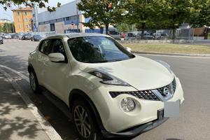 Nissan Juke bianco perla
