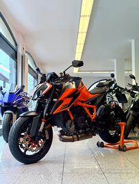 KTM 1290 Super Duke R 3.0 TECH PACK FINANZIABILE