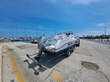 Barca Cantiere Mano cabin 20