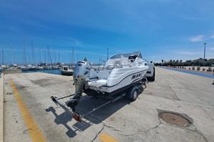 Barca Cantiere Mano cabin 20