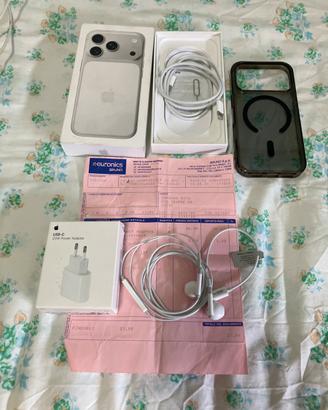 Scatola(no telefono) iphone 17 pro + accessori