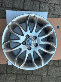 Cerchioni in lega 17" per VOLVO C30