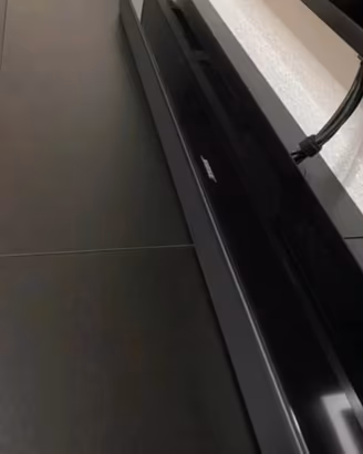 Bose smart soundbar 700 Alexa bluetooth wireless