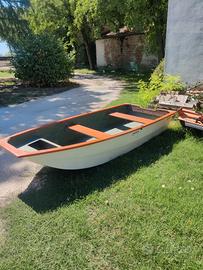 barchino da pesca in vetroresina 