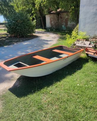 barchino da pesca in vetroresina 