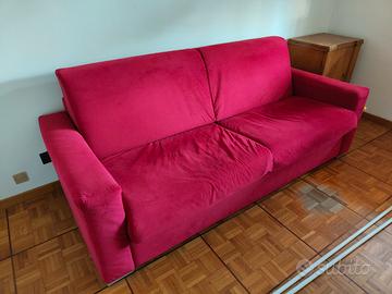Divano letto poco usato