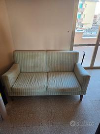 Divanetto due posti stile retrò verde acqua