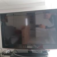 TV Samsung LE32B450C4W