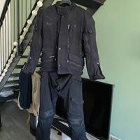 Giacca moto Dainese d-air e pantaloni