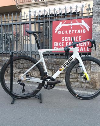 Cinelli Pressure 2 Ultegra Di2 taglia M