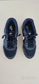 nike md 2 runner 