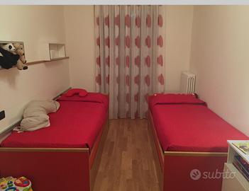 Letti in legno massiccio