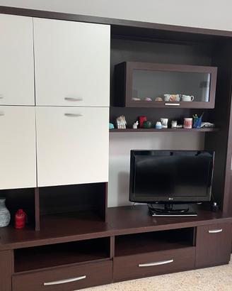 Mobili cucina sala lavatrice armadi