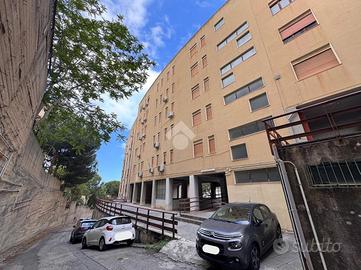 PALAZZO A REGGIO DI CALABRIA