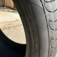 Gomme pirelli powergy