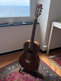 Chitarra acustica in koa elettrificata