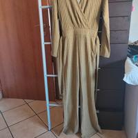 Tuta intera a maniche lunghe* 