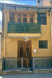 3 LOCALI A PALERMO