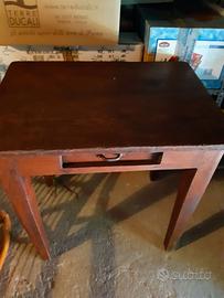 TAVOLO IN LEGNO D’INIZIO 900