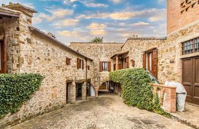 Ricerco Casieri per casa in toscana