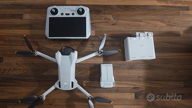 Drone DJI MINI 3 - Fly More Combo 