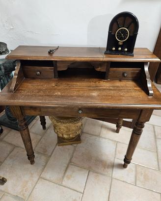 Scrittoio in arte povera vintage