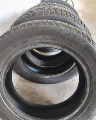 4 gomme invernali usate 155/65 R14 + gomma di scor