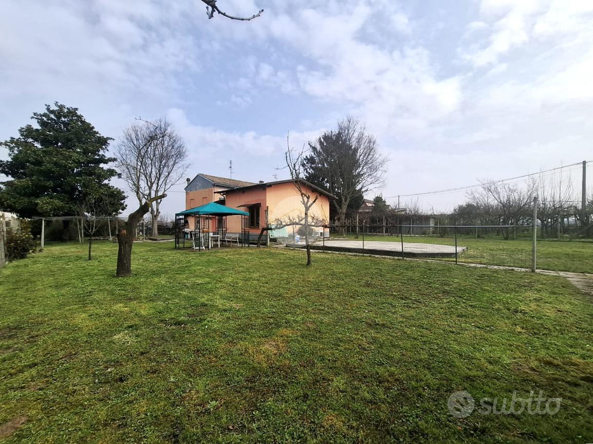 VILLA SINGOLA A PIZZALE - Vista 5