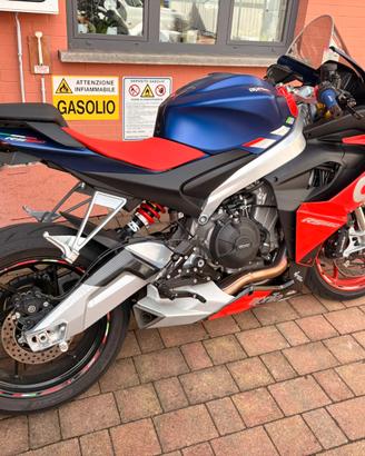 Aprilia RS 660 - 5000 km - Accessori Top