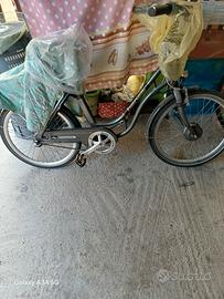 Bicicletta 24 pedalata assistita