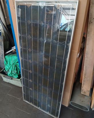 Pannello solare, regolatore, batteria, inverter