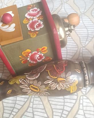 Coppia macinini vintage dipinti a mano