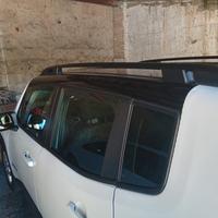 1 x Coppia barre longitudinali nere. Compatibilità